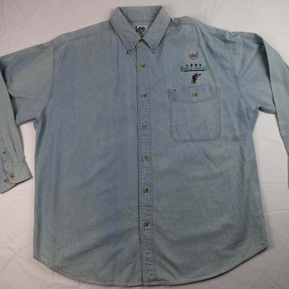 Lee Sport Mens Button Down Shirt Jean XL Vintage
